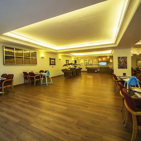 Sunbay Park 3* Armutalan