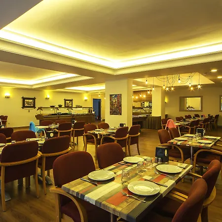 Sunbay Park 3* Armutalan