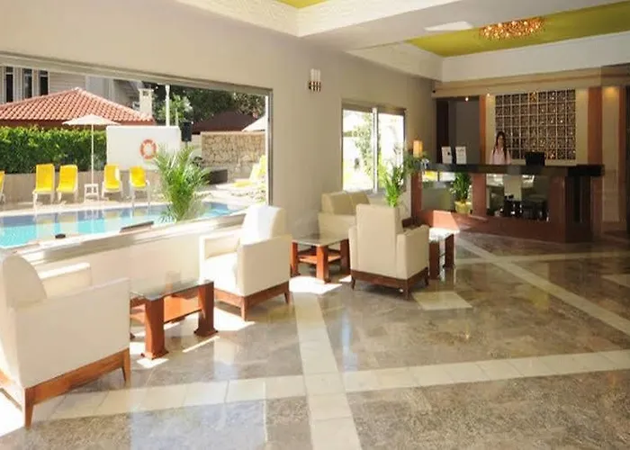 فندق Sunbay Park 3*