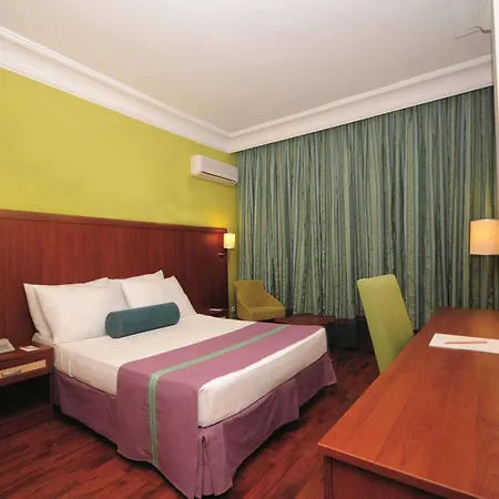 فندق Sunbay Park