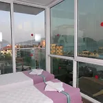 מלון Sunbay Park 3*