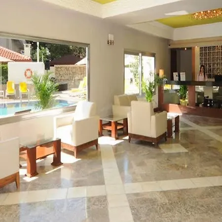 فندق Sunbay Park 4*