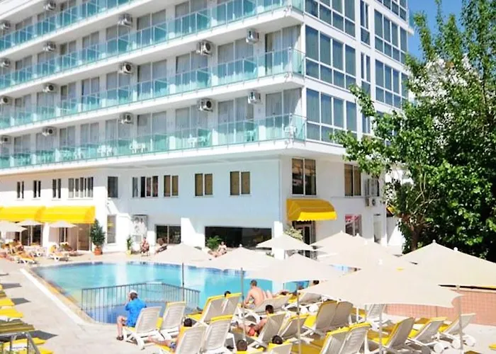 Sunbay Park Hotel Armutalan
