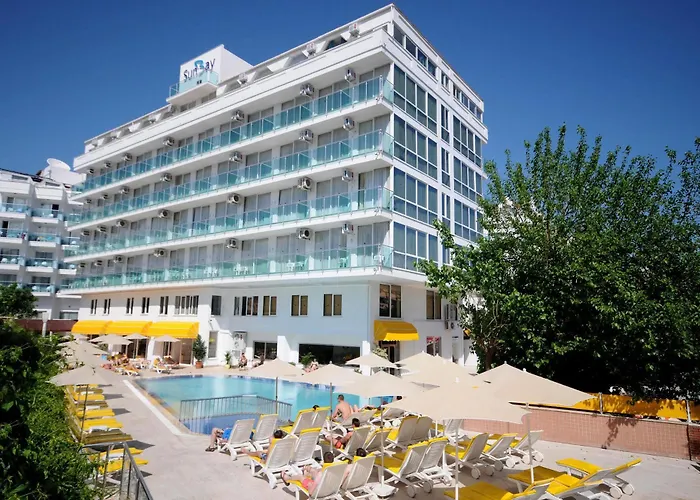Sunbay Park Hotel 3*