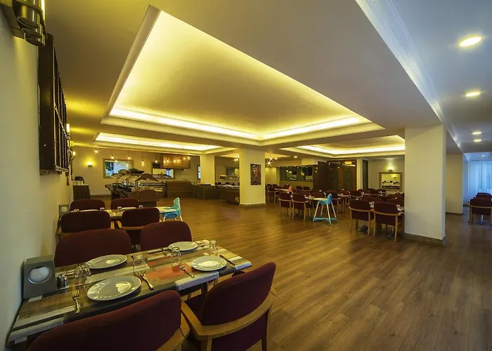 Sunbay Park מלון